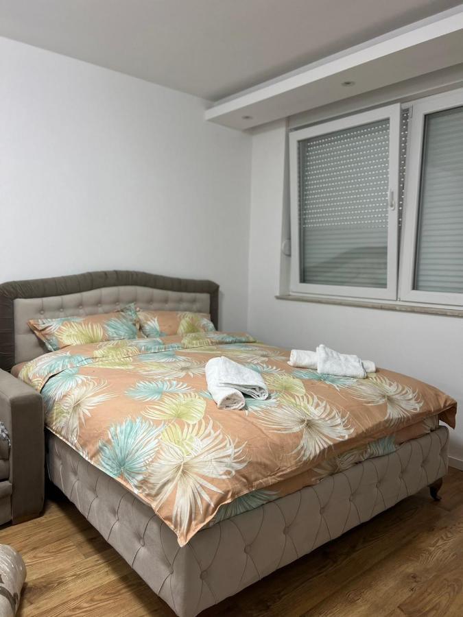 Apartmani Imperial نوفي بازار المظهر الخارجي الصورة